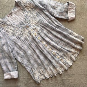 Johnny Was 3J Workshop Plaid Floral Embroidered V-Neck Button Babydoll Top Small